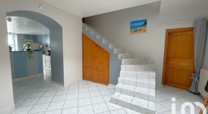 House 8 rooms of 219 m² in La Vallée (17250)