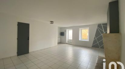 House 4 rooms of 77 m² in Vérines (17540)