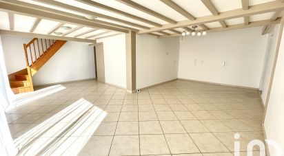 House 6 rooms of 155 m² in Belin-Béliet (33830)