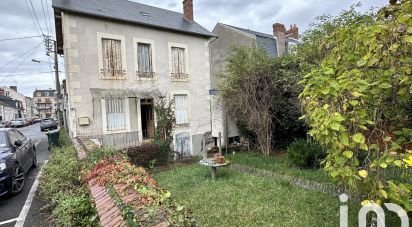 House 8 rooms of 160 m² in Bourges (18000)