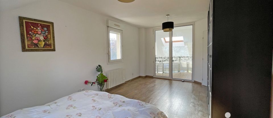 Duplex 3 rooms of 101 m² in Gif-sur-Yvette (91190)