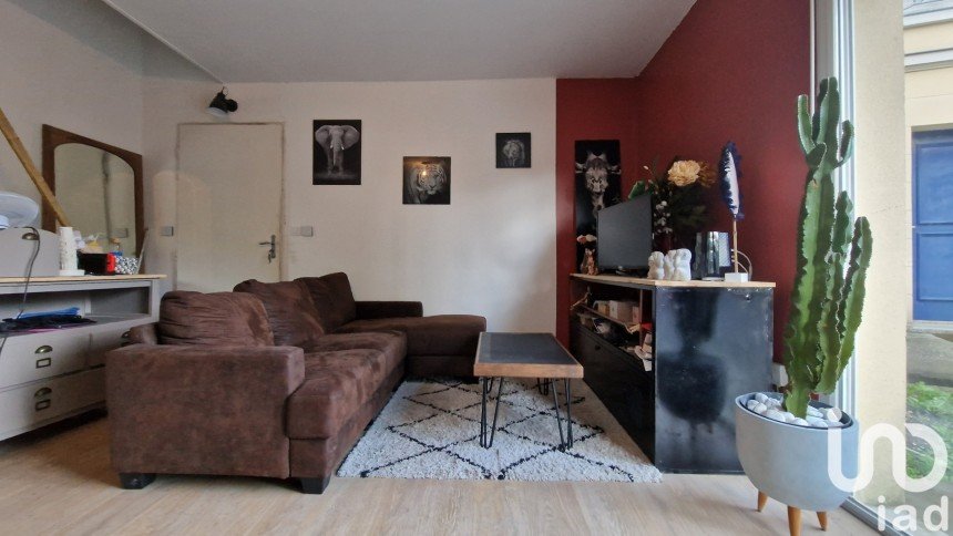 Town house 3 rooms of 51 m² in Lormont (33310)