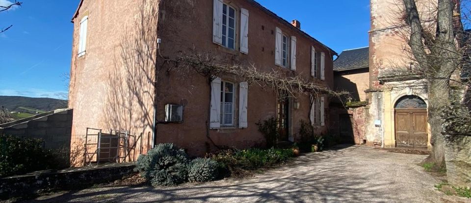 Traditional house 6 rooms of 150 m² in Vabres-l'Abbaye (12400)