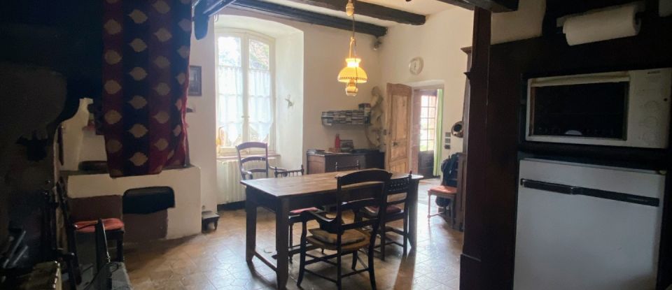 Traditional house 6 rooms of 150 m² in Vabres-l'Abbaye (12400)