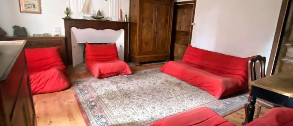 Traditional house 6 rooms of 150 m² in Vabres-l'Abbaye (12400)