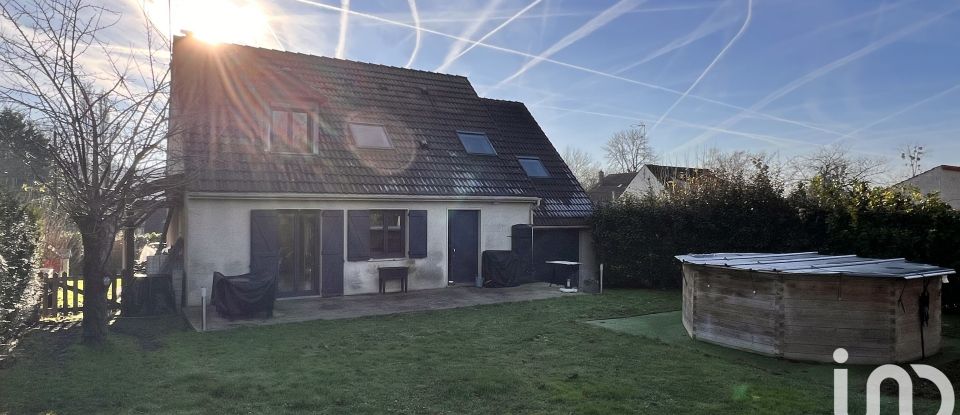 Maison traditionnelle 7 pièces de 130 m² à Mouroux (77120)