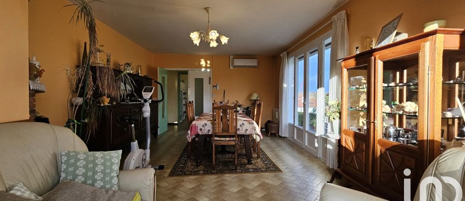 Village house 6 rooms of 103 m² in Aïcirits-Camou-Suhast (64120)