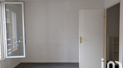 Appartement 2 pièces de 41 m² à Corbeil-Essonnes (91100)