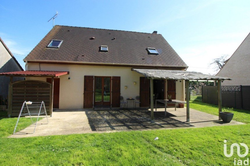 House 6 rooms of 120 m² in Orsonville (78660)