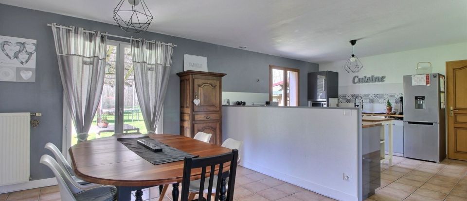 House 6 rooms of 120 m² in Orsonville (78660)