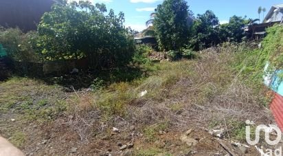 Land of 374 m² in Sainte-Suzanne (97441)