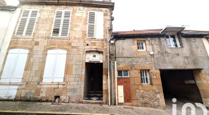 Building in Langres (52200) of 365 m²