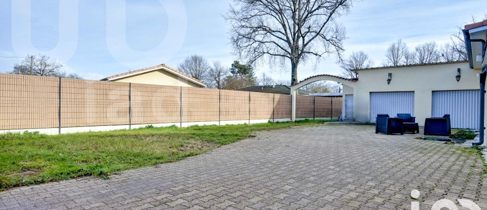 House 6 rooms of 128 m² in Margaux (33460)