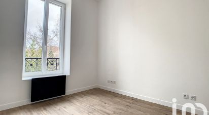 Apartment 3 rooms of 54 m² in Melun (77000)