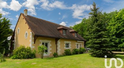 House 6 rooms of 235 m² in Le Louroux (37240)