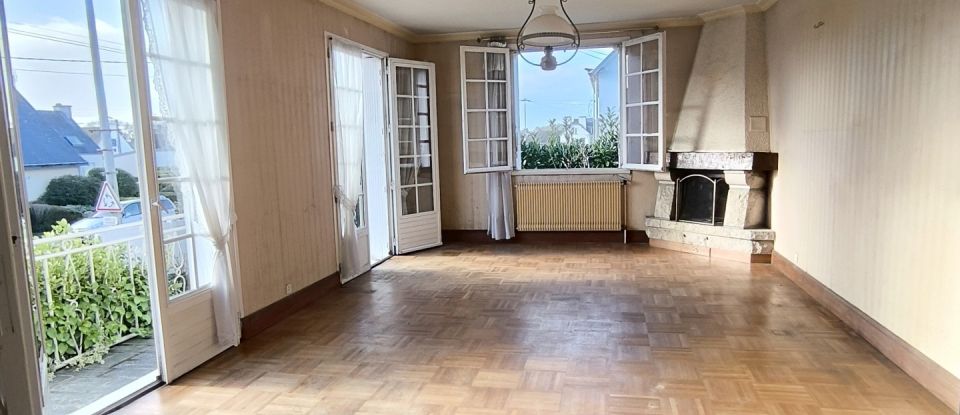 Maison traditionnelle 6 pièces de 135 m² à Carhaix-Plouguer (29270)