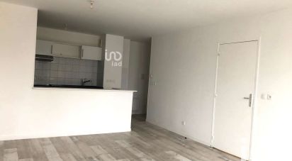 Apartment 2 rooms of 48 m² in Épernon (28230)