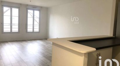 Apartment 2 rooms of 48 m² in Épernon (28230)