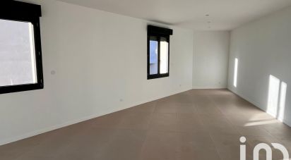 Maison de ville 5 pièces de 156 m² à Nîmes (30000)