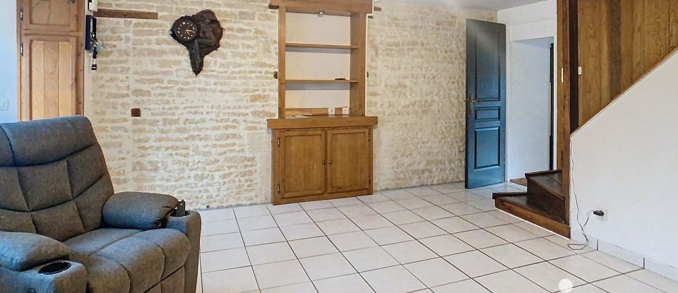 Maison 4 pièces de 83 m² à Châteauvillain (52120)