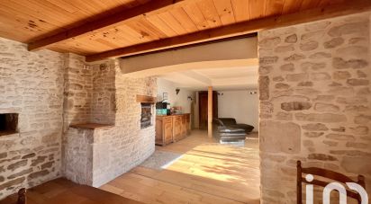 Maison de campagne 5 pièces de 148 m² à Chambon (17290)