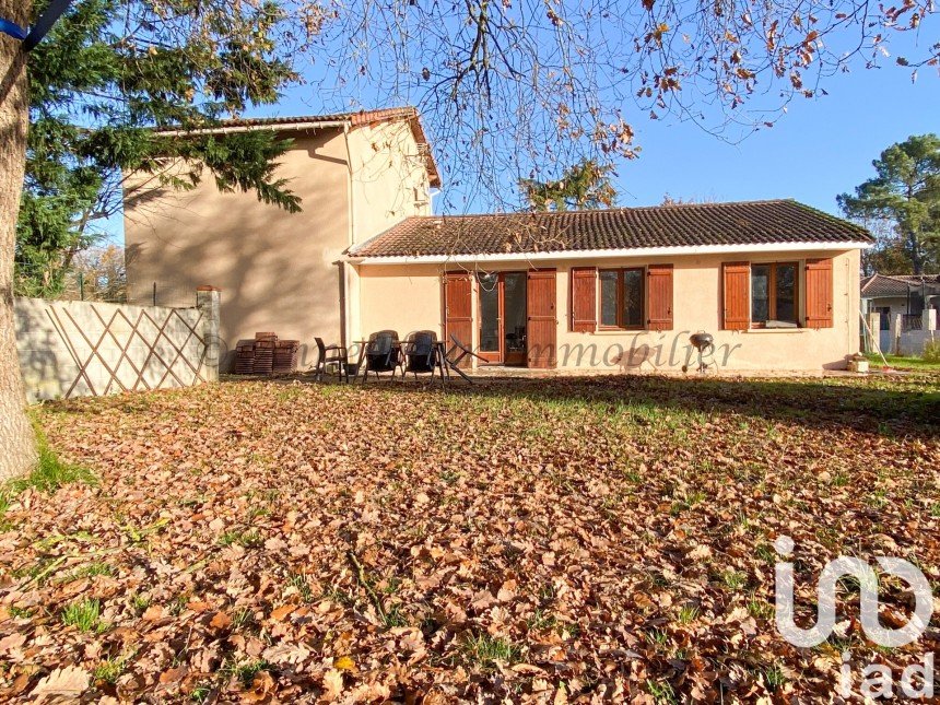 Maison 5 pièces de 133 m² à Villeneuve-lès-Bouloc (31620)