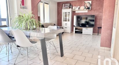 Appartement 3 pièces de 80 m² à Montrond-les-Bains (42210)