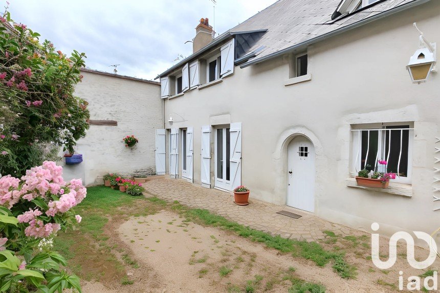 Maison traditionnelle 6 pièces de 146 m² à Saint-Ay (45130)