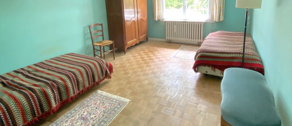 Maison 9 pièces de 179 m² à Bures-sur-Yvette (91440)