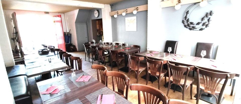 Restaurant of 180 m² in Louviers (27400)