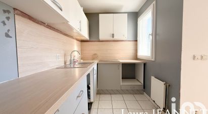 Apartment 3 rooms of 72 m² in Cergy (95800)