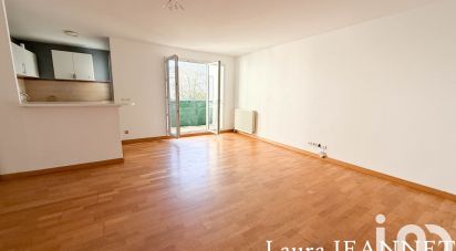 Apartment 3 rooms of 72 m² in Cergy (95800)