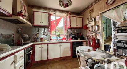 Village house 5 rooms of 132 m² in Fleury (11560)