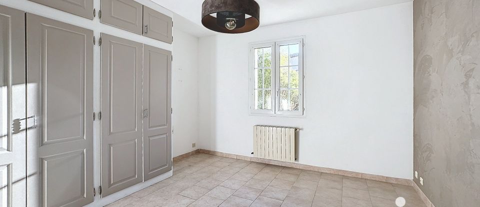 Maison traditionnelle 7 pièces de 160 m² à Vallabrègues (30300)