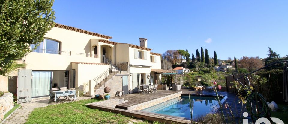 House 5 rooms of 178 m² in La Colle-sur-Loup (06480)