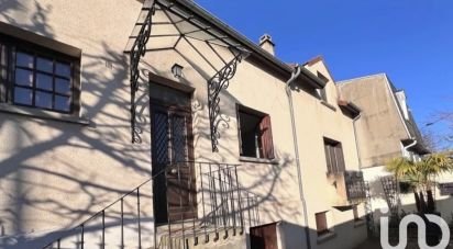 House 4 rooms of 150 m² in Rueil-Malmaison (92500)