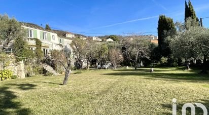 Traditional house 7 rooms of 221 m² in Grasse (06520)