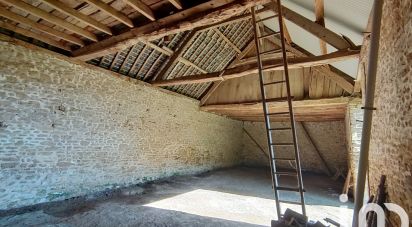 Barn conversion 1 room of 310 m² in Le Ferré (35420)