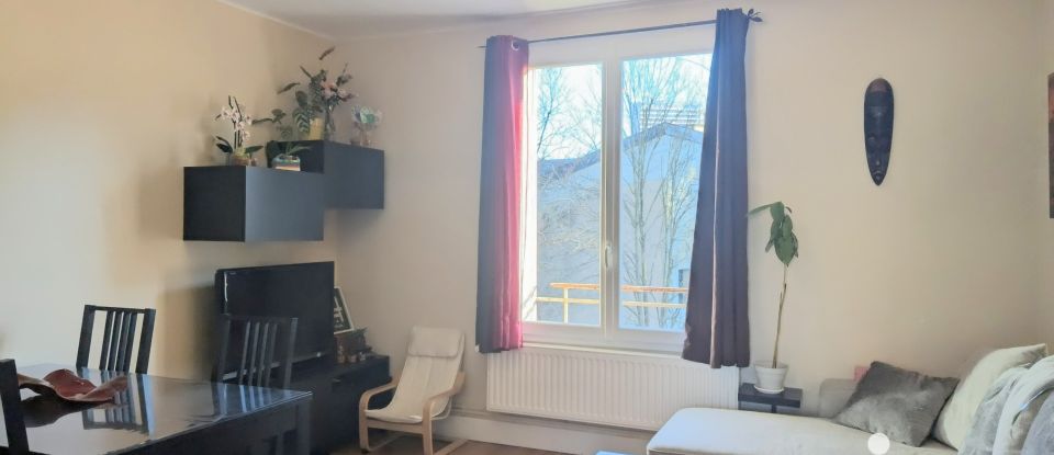 Appartement 3 pièces de 67 m² à Chambéry (73000)