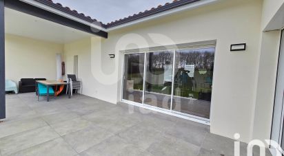 House 7 rooms of 166 m² in Loubieng (64300)