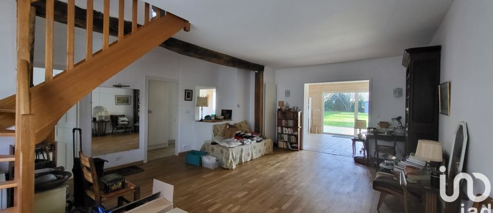 Town house 5 rooms of 104 m² in Cholet (49300)