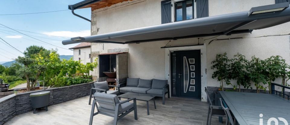 Maison 8 pièces de 232 m² à Jonzier-Épagny (74520)