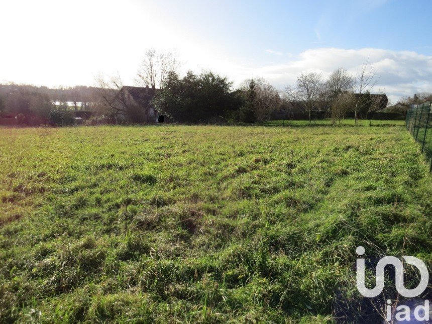 Land of 1,026 m² in Gisors (27140)