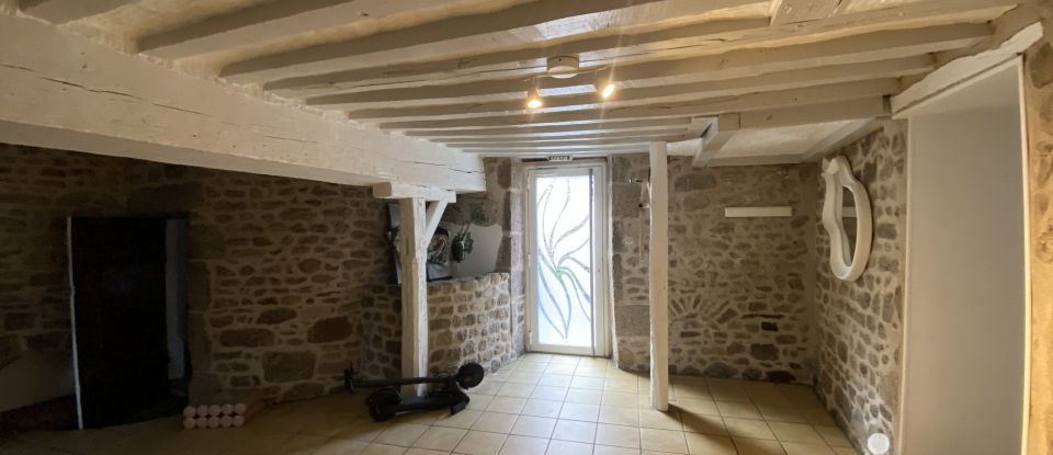 House 8 rooms of 265 m² in La Chapelle-Taillefert (23000)