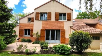 Maison traditionnelle 6 pièces de 116 m² à Montigny-le-Bretonneux (78180)