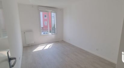 Apartment 3 rooms of 62 m² in Corbeil-Essonnes (91100)