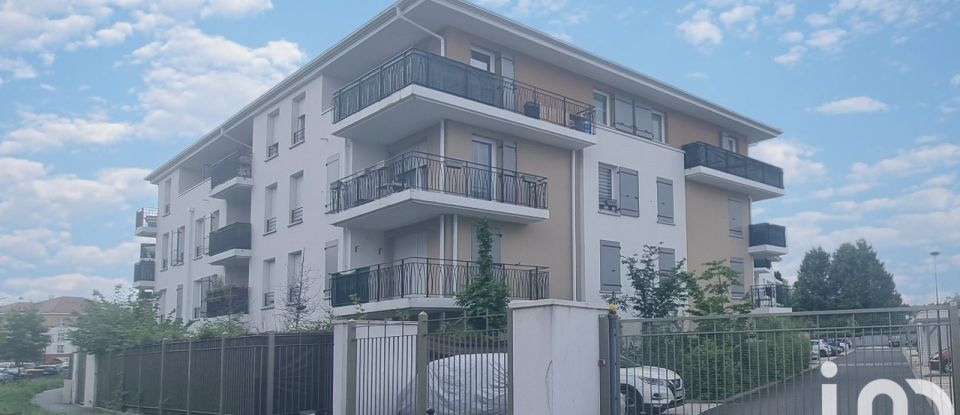 Apartment 3 rooms of 62 m² in Corbeil-Essonnes (91100)