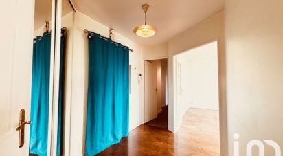 Apartment 3 rooms of 80 m² in Courbevoie (92400)