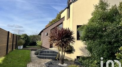 Architect house 6 rooms of 150 m² in La Chapelle-des-Fougeretz (35520)