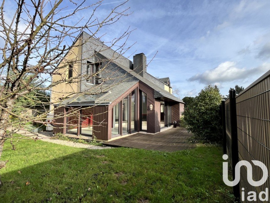 Maison d’architecte 6 pièces de 150 m² à La Chapelle-des-Fougeretz (35520)